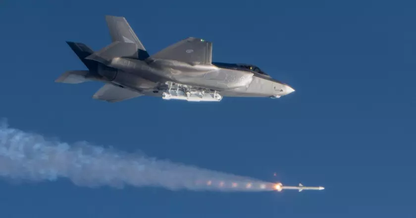 Норвегия выделила $500 млн на покупку ракет AMRAAM-D для истребителей пятого поколения F-35 Lightning II