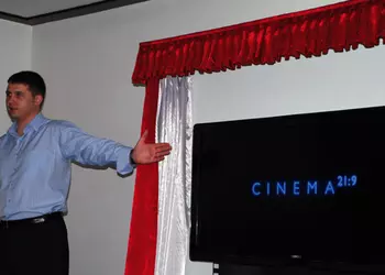 Телевизор Philips Cinema уже в Украине: репортаж