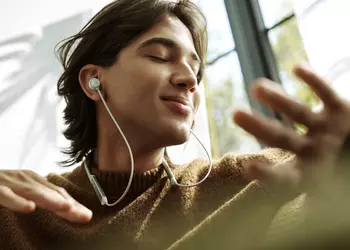 Huawei с обновлением HarmonyOS 4.0.0.156 оптимизировала работу FreeLace Pro 2