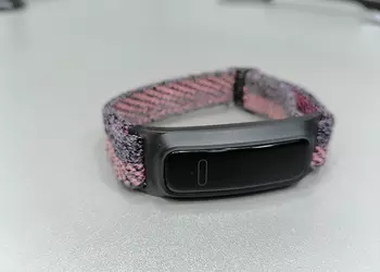 Обзор Huawei Band 4e: красивый трекер для бега и баскетбола