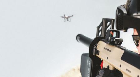 Die AFU fängt eine russische Drohne mit sechs VOGs ab und zerstört sie im Flug