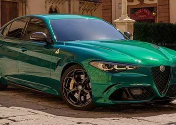 Last chance to buy an Alfa Romeo Giulia Quadrifoglio - production ends soon