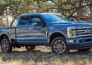 An IIHS study found that large cars are not safer during accidents