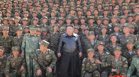 DPRK to send 100,000 soldiers to help Russia in war against Ukraine - Bloomberg