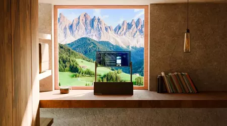 The first fully transparent Phantom monitor is presented — Virtual Instruments implemented an idea from science fiction films