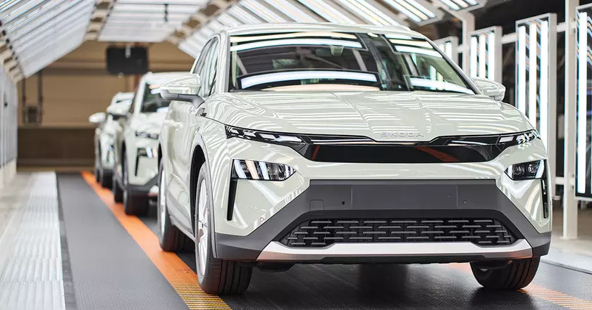 Škoda запускает производство нового электрического SUV Elroq