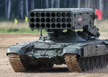 FPV-дрон за $500 эффектно уничтожил российскую тяжёлую огнемётную систему ТОС-1А, полную термобарических ракет