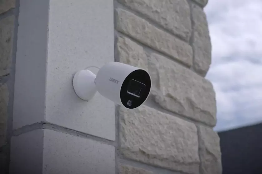 Магазины в США сворачивают торговлю камерами наблюдения китайского производства