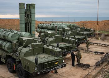 A causa delle pesanti perdite di S-400 Triumf in Ucraina, la Russia dovrà ridistribuire i sistemi di difesa aerea e missilistica strategica
