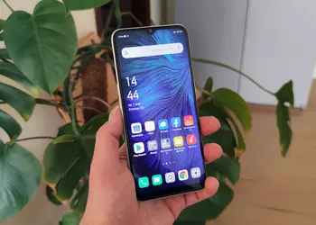 Обзор OPPO A31: бюджетный Android-смартфон с современным дизайном и тройной камерой