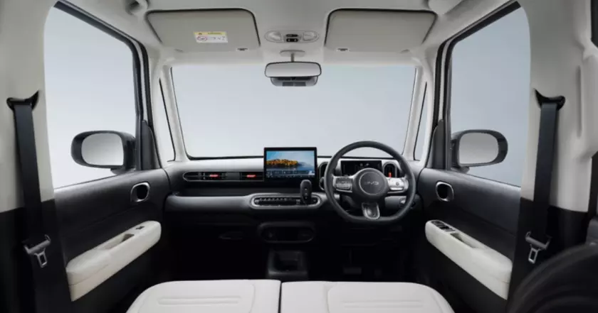 BYD Racco интерьер