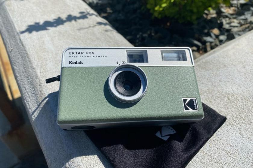 Kodak Ektar H35 film point and shoot camera