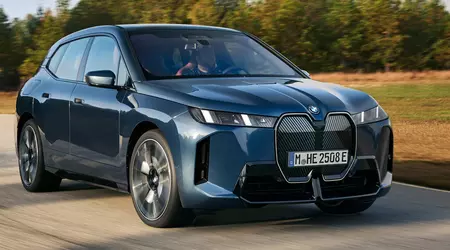BMW iX fait peau neuve, gagne en puissance et en autonomie
