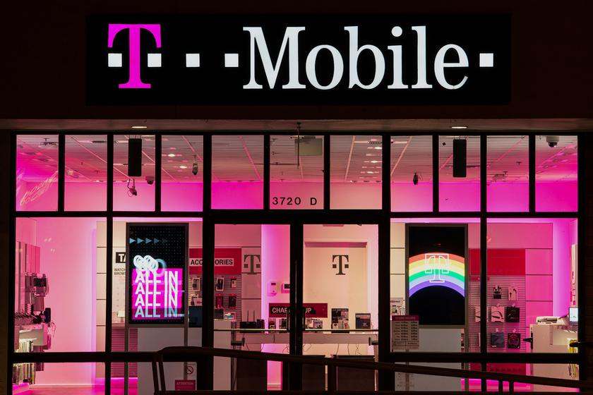 Un pirate informatique vole les données de 37 millions d'utilisateurs de T-Mobile.