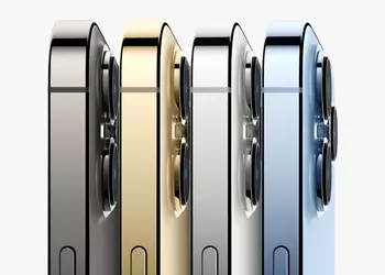 Gold iPhone 13 Pro Max in new box unpacked before launch