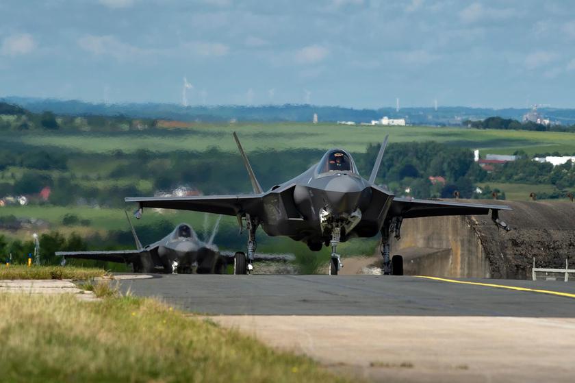 Чехия купит 24 истребителя пятого поколения F-35
