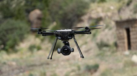 Kanada wird im Sommer mit der Lieferung von SkyRanger R70 Drohnen an die Ukraine beginnen, die Munition abwerfen, Gesichter identifizieren und gegnerische Telefone orten können