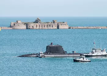 ВМС Франции получили ударную атомную субмарину Duguay-Trouin класса Barracuda, которая будет вооружена ракетами Naval SCALP с максимальной дальностью пуска 1000 км