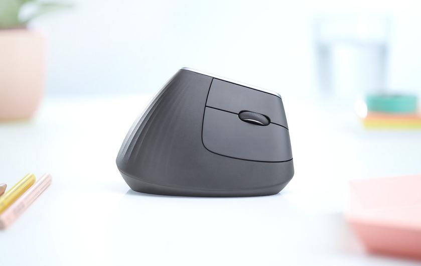 logitech-mx-vertical-1.jpg