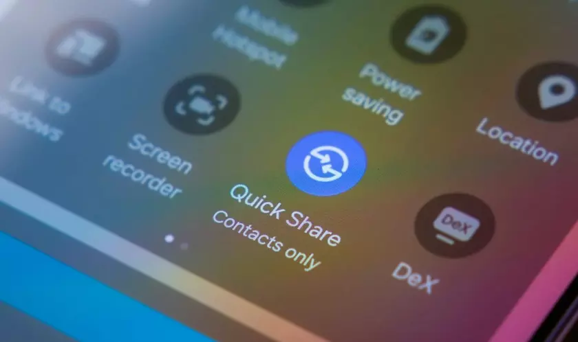 Samsung обновляет панель быстрых настроек: Введение Quick Share