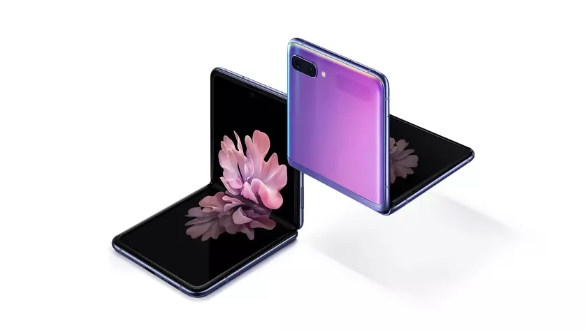 Следующая «раскладушка» Samsung выйдет на рынок с названием Galaxy Z Flip 3 и будет стоить дешевле текущей модели