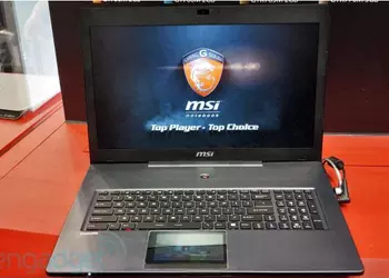 Игровой ноутбук MSI GS70 Stealth с дополнительным дисплеем, совмещенным с тачпадом