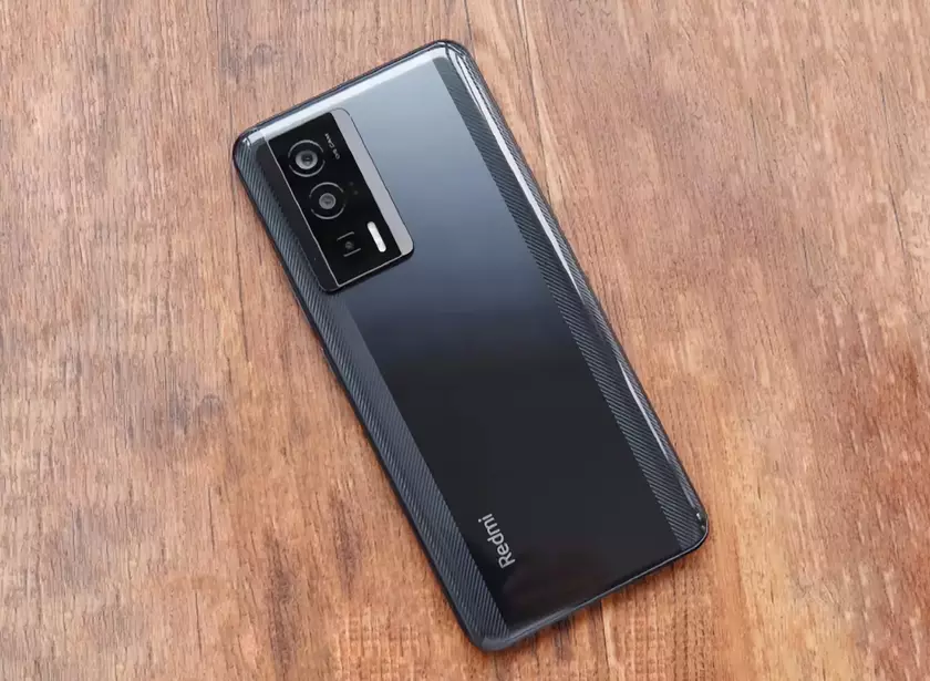 Слух: Redmi K70 Pro получит основную камеру на 50 МП и телеобъектив с оптическим приближением 3.2х