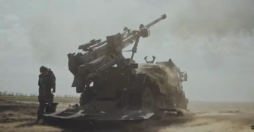 Гаубица CAESAR и дрон FlyEye быстро уничтожили российский зенитный ракетно-пушечный комплекс «Тунгуска»