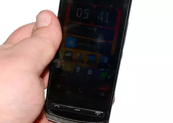 Кавайность по-фински: обзор Symbian-смартфона Nokia 700