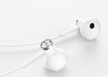 Xiaomi introduced the ear buds Mi Half In-Ear for $ 11