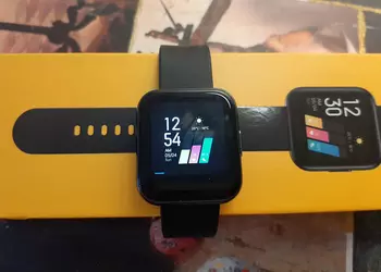 Обзор realme Watch (RMA 161): худо без добра