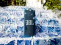 post_big/jbl-grip-lifestyle-03-904x560px.webp