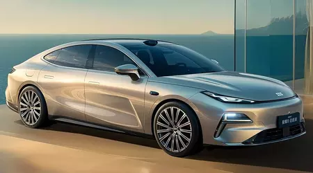 Geely Galaxy Star 8 Voyager: 1700 км ходу за ціною порожньої «Кемрі»