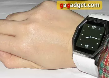 Вариации на тему будущего: обзор часофона AirOn Element 