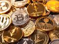 Bitcoin тащит всех вниз – курс самых популярных криптовалют упал на 15-26%