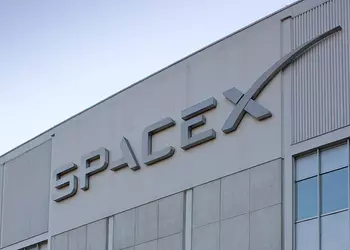 SpaceX оценили в $800 млрд: компания рассматривает IPO в 2026 году