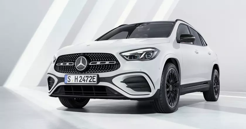 Discover the 2024 Mercedes-Benz GLA: A Blend of Luxury and Performance
