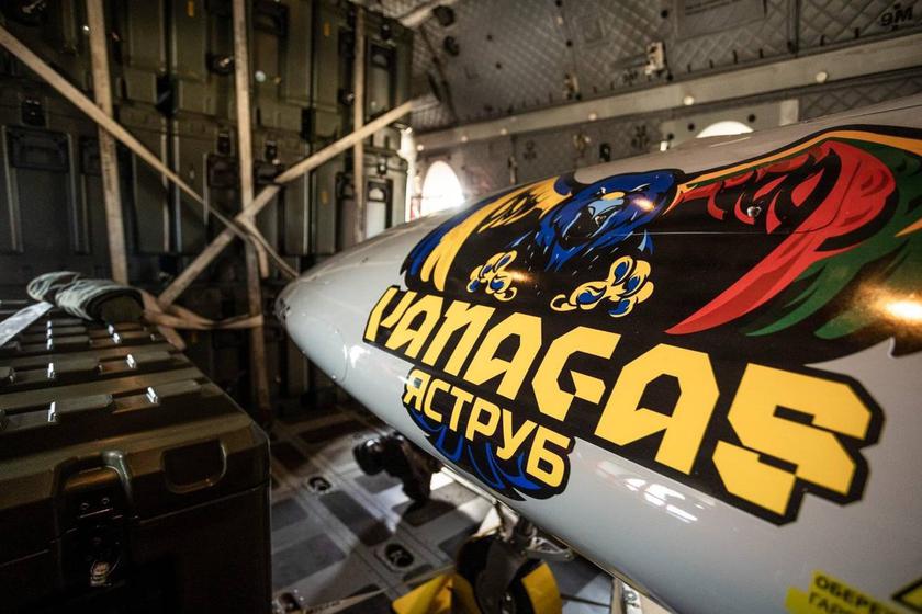 Украина бесплатно получила ударный дрон Bayraktar TB2 Vanagas