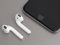 Инсайдер: беспроводные наушники AirPods 2 выйдут осенью