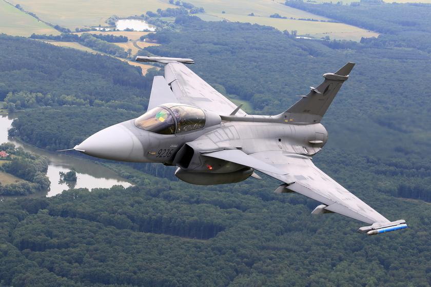Украина стала на один шаг ближе к получению шведских истребителей Saab JAS 39 Gripen: украинские пилоты прошли ознакомительную программу по использованию самолётов