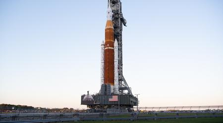 La NASA reconnaît le coût énorme des fusées lunaires SLS - les moteurs de SLS coûtent des dizaines de fois plus que ceux des fusées SpaceX