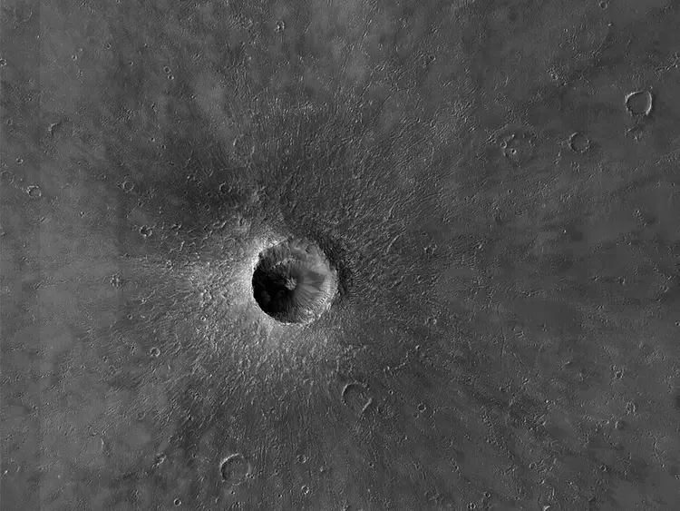 Космічний більярд: на Місяці з’явився велетенський ...