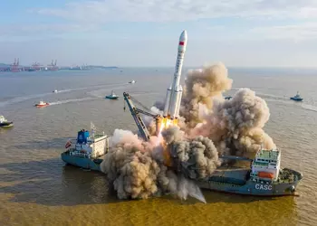 Морской старт «Разумного дракона»: Китай усиливает орбитальную группировку CentiSpace-2