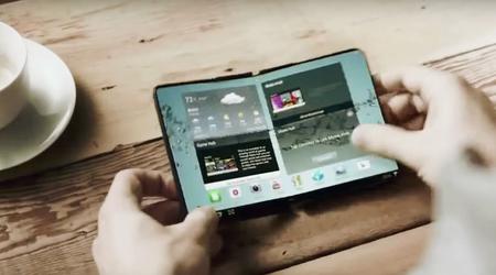 Samsung on CES secretly showed smartphones with bendable screens