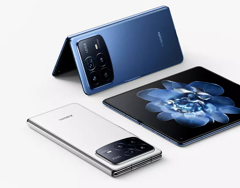 Не дожидаясь презентации: Xiaomi показала дизайн складного смартфона MIX Fold 4