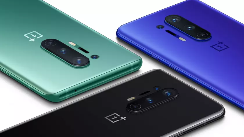 Вышла OxygenOS 11.0.8.8 для OnePlus 8 и OnePlus 8 Pro: поддержка OnePlus Buds Pro, скриншоты для AOD, Bitmoji и свежий патч безопасности