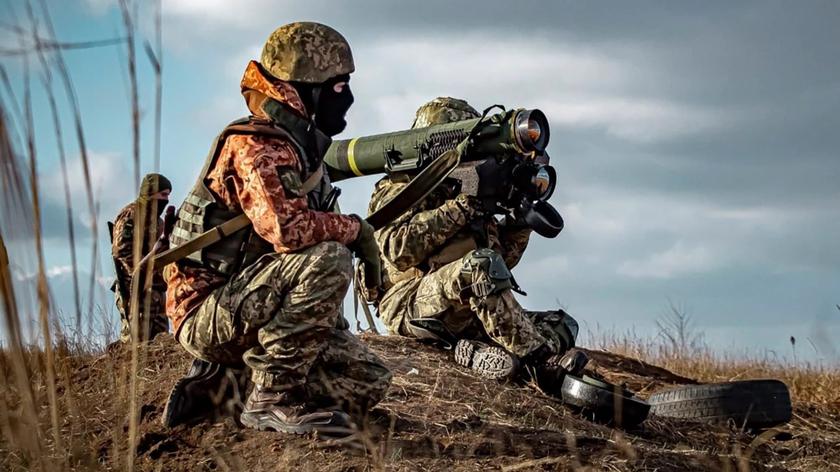 Тысячи Stinger, Javelin, Switchblade и гаубиц: Пентагон обнародовал полный список переданного Украине вооружения