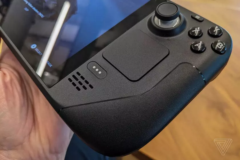 Valve работает с AMD над совместимостью игровой консоли Steam Deck с Windows 11