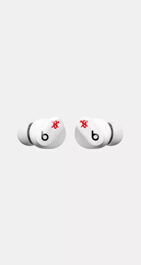 For Daily Paper Fans: Apple Introduces Special Edition Beats