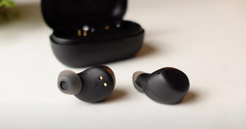 TOZO A1 Mini Mejores auriculares in-ear para oídos pequeños
